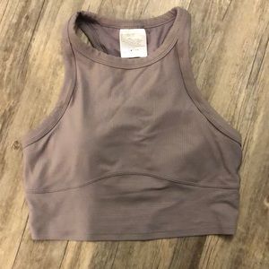 Lululemon cropped top w built in bra